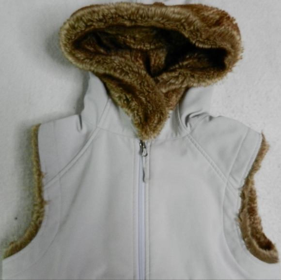 Marmot Windstopper Vest Womens White Fleece Softshell Fur Hood Winter Size Small - Picture 3 of 11
